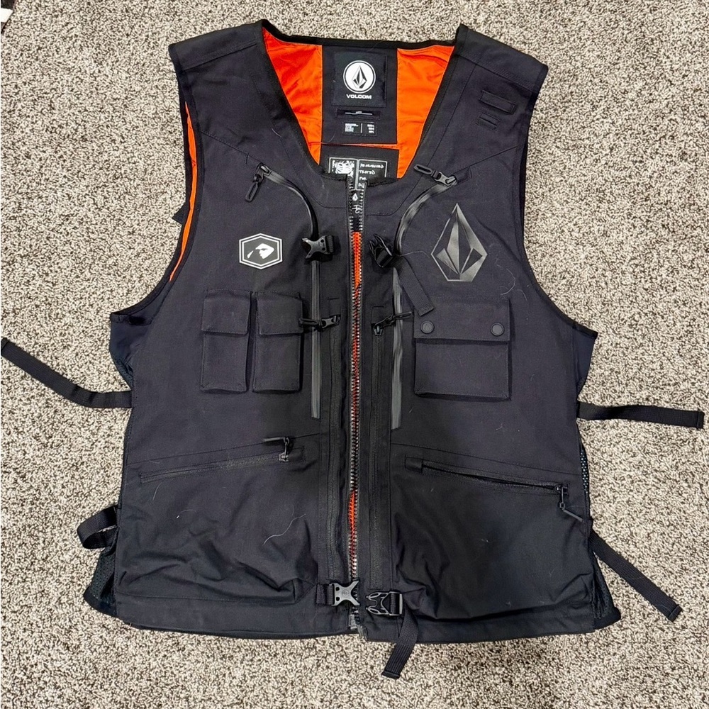 Volcom Iguchi Riding Vest Snowboarding Backcountry